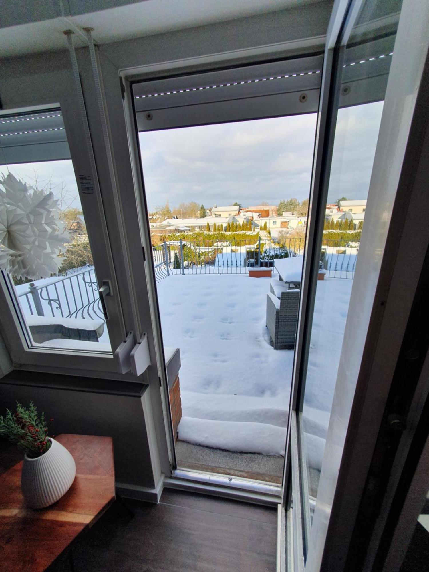 Neumuehler Hof- Ferienwohnung "Benjamin" Mit Grosser Privater Dachterasse Und Guter Anbindung In Die City 什未林 外观 照片