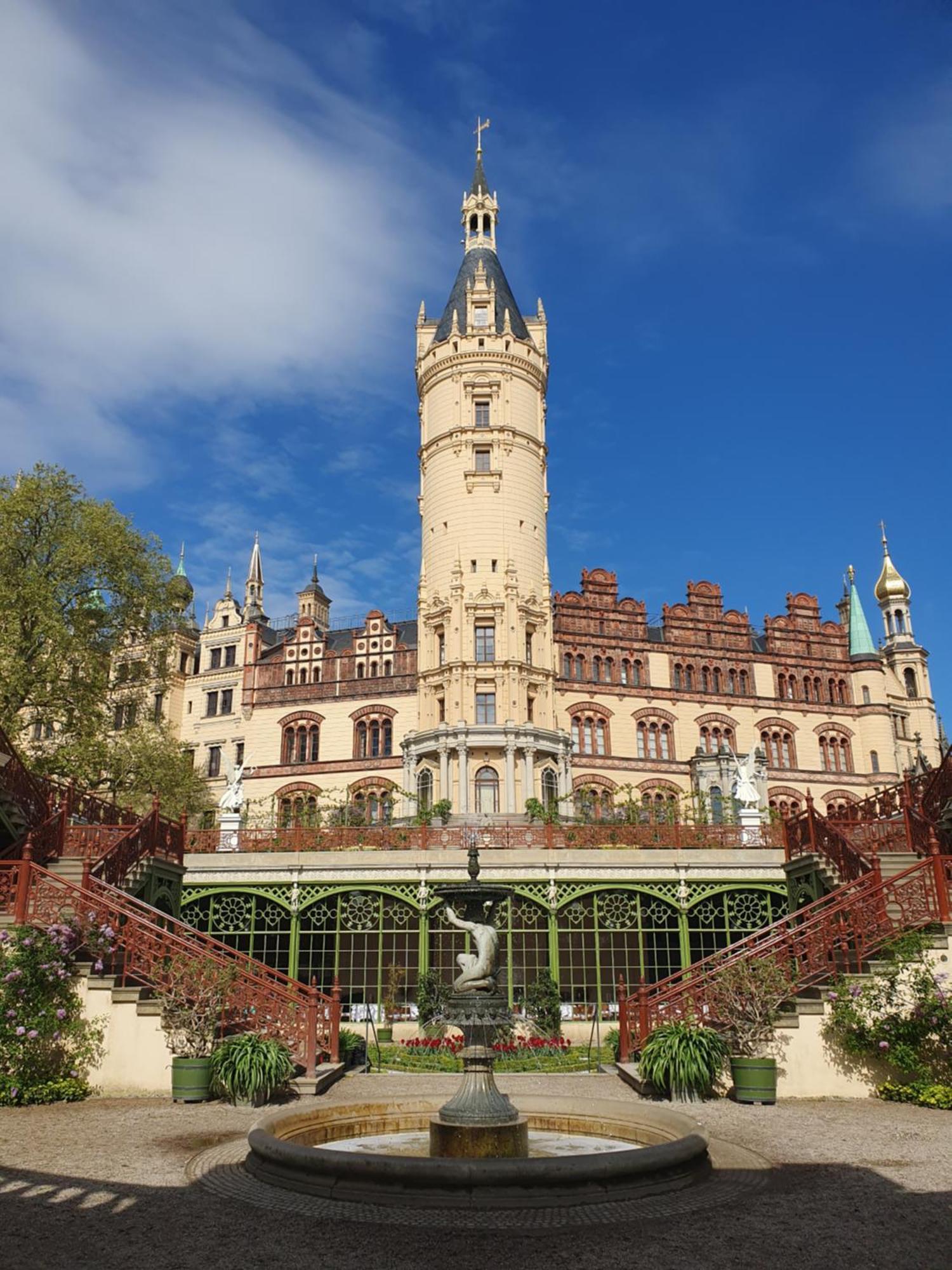 Neumuehler Hof- Ferienwohnung "Benjamin" Mit Grosser Privater Dachterasse Und Guter Anbindung In Die City 什未林 外观 照片